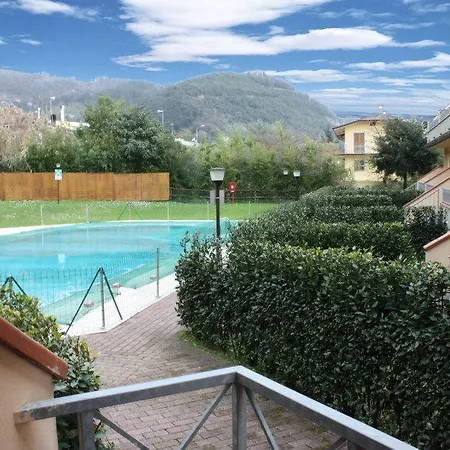 Aparthotel Aurelia Rta Detta Il Cascinale 2*