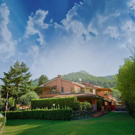 Aurelia Rta Detta Il Cascinale 4* 몽티그노소