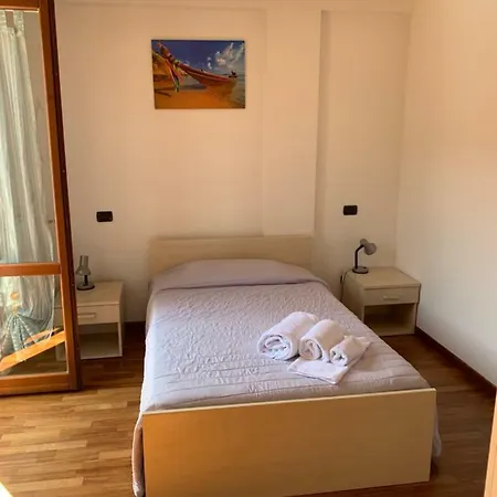 Aurelia Rta Detta Il Cascinale Aparthotel Montignoso